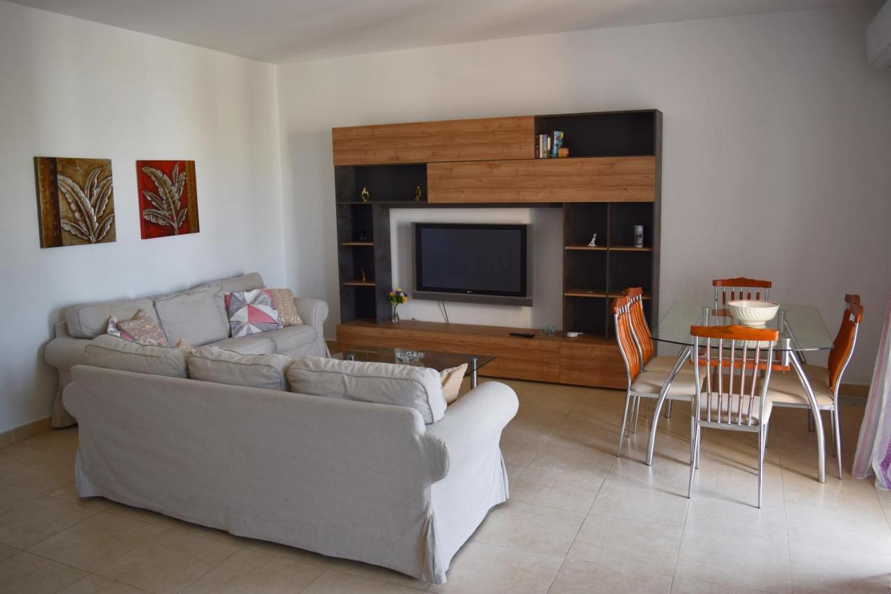 Da Vinci 3 Bedroom Apartment Mellieħa Exterior foto
